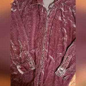 J Jill Beautiful creamy purple color button down velvet ruffle womens statement